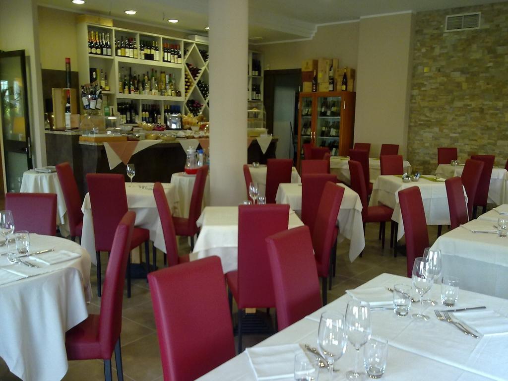 Hotel Des Alpes Rosta Oda fotoğraf